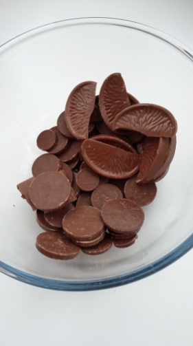 Chocolate for making chocolate bark for Tu Bishvat